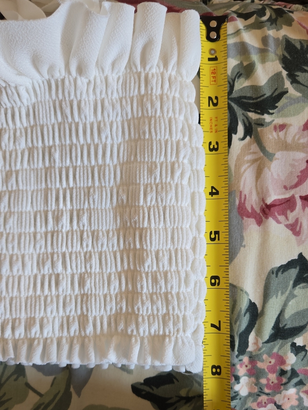 NWT PrettyLittleThing White Shirred Bandeau Top M/L - Picture 7 of 8